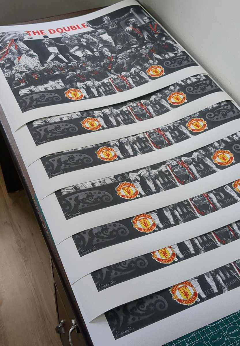 just want to take a moment and say thank you for the support on my artwork - "The Double" ✍🏾

this was the longest time I've spent on an artwork (160+ hours) but so worth it because of your response 🥰

got some more Limited Edition Prints available, please DM me to grab yours 😊