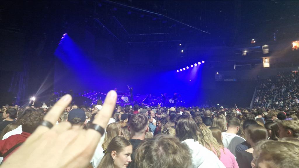 Miitschgo's tweet image. Eyooo btw. @bigtimerush concert in Cologne 👋

See ya next time for the CS Major 🫡