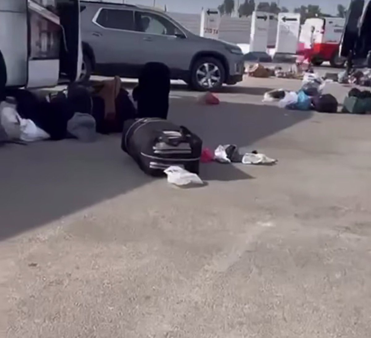 MosabAbuToha's tweet image. Breaking:

Just in. Photos document the personal belongings that the Palestinian patients and their families were forced to leave behind before they entered Gaza this morning.
Most pf patients, as I mentioned in my post, were deported from Palestinian hospitals in Occupied…