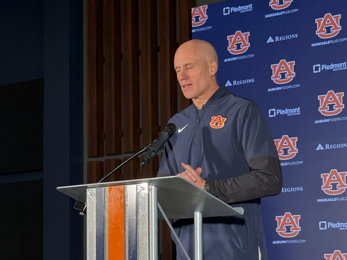 mikegittens's tweet image. DJ Durkin has taken the podium to preview Mercer. Opens by saying Auburn had a productive bye week preparing for this weeks opponent.