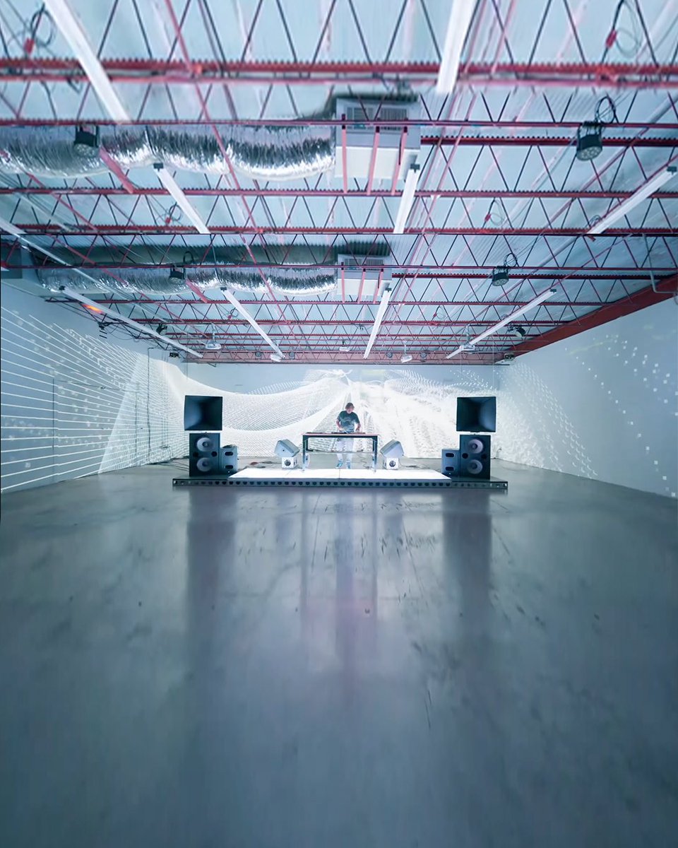 cycling74's tweet image. 🔊 THIS WEDNESDAY, 11/19 🔊 We’ve got another great session of Office Hours coming up, featuring special guest Kyle Evans of @dadaLab_io &amp;amp; @utsdct ! 🎛️

Join us on YouTube at 12:30pm PT 👇
🔗 youtube.com/live/K4wn0cEXi…

#maxmsp #installation #computermusic #AustinTx #audiotech