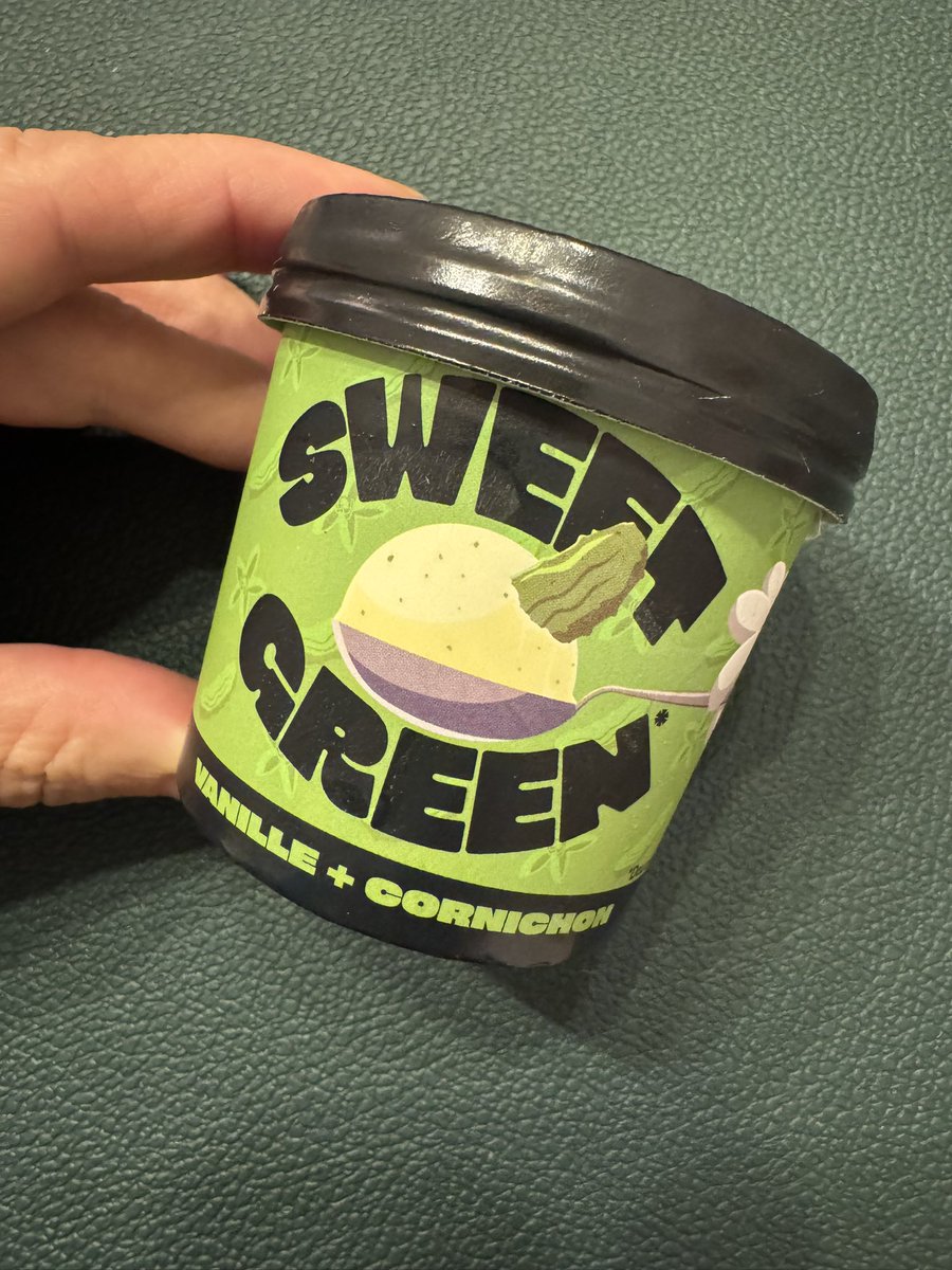 Je suis tellement une victime 😭
Quand <a href="/JoycaOff/">Joyca</a> rencontre <a href="/picardsurgeles/">Picard Surgelés</a> , ça fait ça (celle que je craignais le plus mais en vrai, je crois que j’aime) :