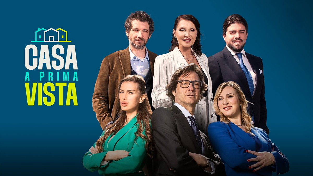 Tu chiamali come vuoi
Io li chiamo soltanto eroi
Eroi di tutti i giorni
Che a pensarli mi innamoro
Eroi a modo loro
Tu chiamali come vuoi
Io li chiamo soltanto eroi

#CasaAPrimaVista 

La vera versione dello spot