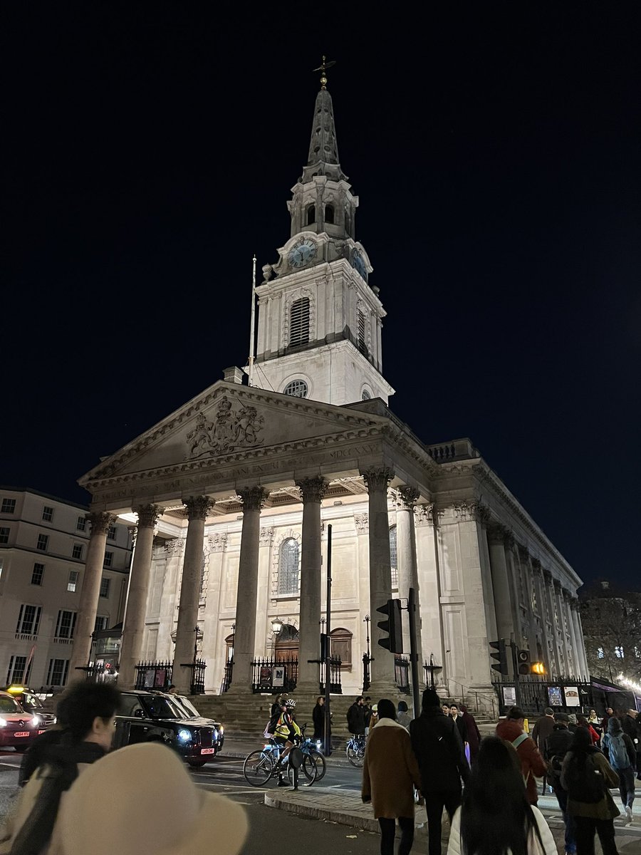timorahilly's tweet photo. In the beautiful setting of St. Martin-in-Fields, London we are listening to @wmarybeard delivering her lecture in the series 'Here I Stand' and reminding us of the awe and wonder of Ancient History imaginatively delivered. #marybeard
#stmartininthefields https://t.co/kyxfoosFE2