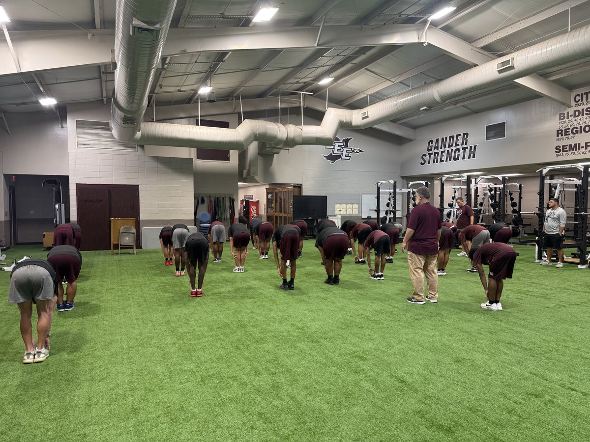 Baytown Lee Gander Football tweet media