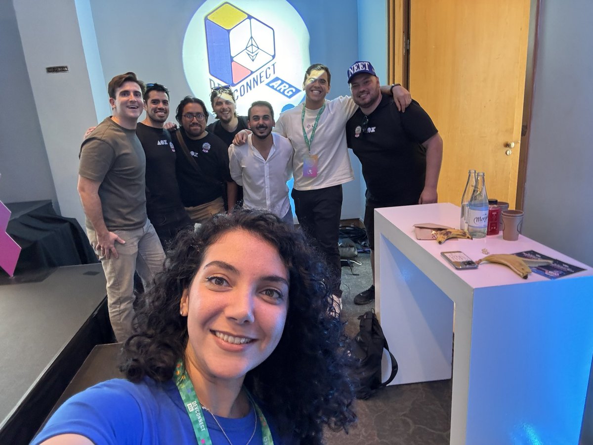 Buenos Aires brought the Base crew together.

Base builders in one photo: <a href="/a0xbot/">A0x</a>, <a href="/charms_gg/">Charms</a>, <a href="/inflynce/">Inflynce Protocol</a>, <a href="/Lid_onchain/">Lid</a> and <a href="/asal_alizade/">Asal Alizade</a> from the <a href="/base/">Base</a> team.
Great crew, great moment.