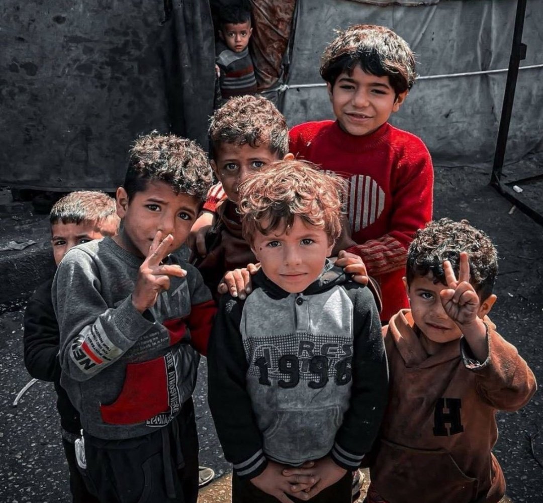 In Gaza, we have drinking water that is mixed with sewage.

This causes several diseases including skin rashes, diarrhoea, stomach flu, and many others.