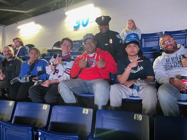 PIO_SPD's tweet image. &quot;First Line Program&quot; Returns as SPD partners with Thunderbirds &amp;amp; Wellpoint

tinyurl.com/2nxj6b83