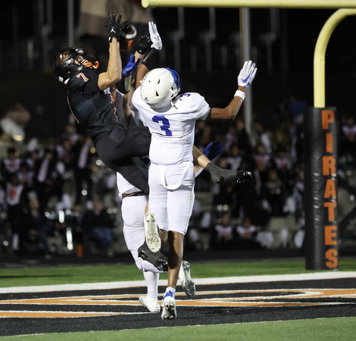 PCPrepsExtra's tweet image. Still something pretty great about some nice still images, too.
📸 @Citizen_Ross