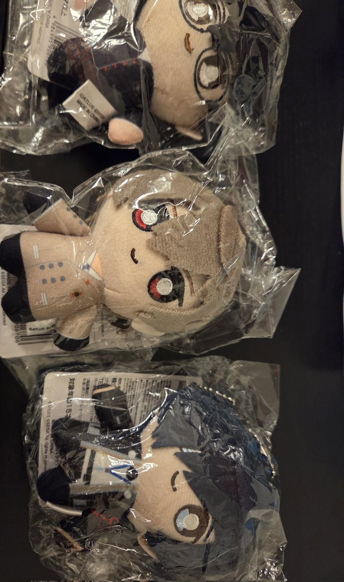 bpdawesome's tweet photo. I took them out of their bags and they just started doing it https://t.co/jUjlGfL1kf