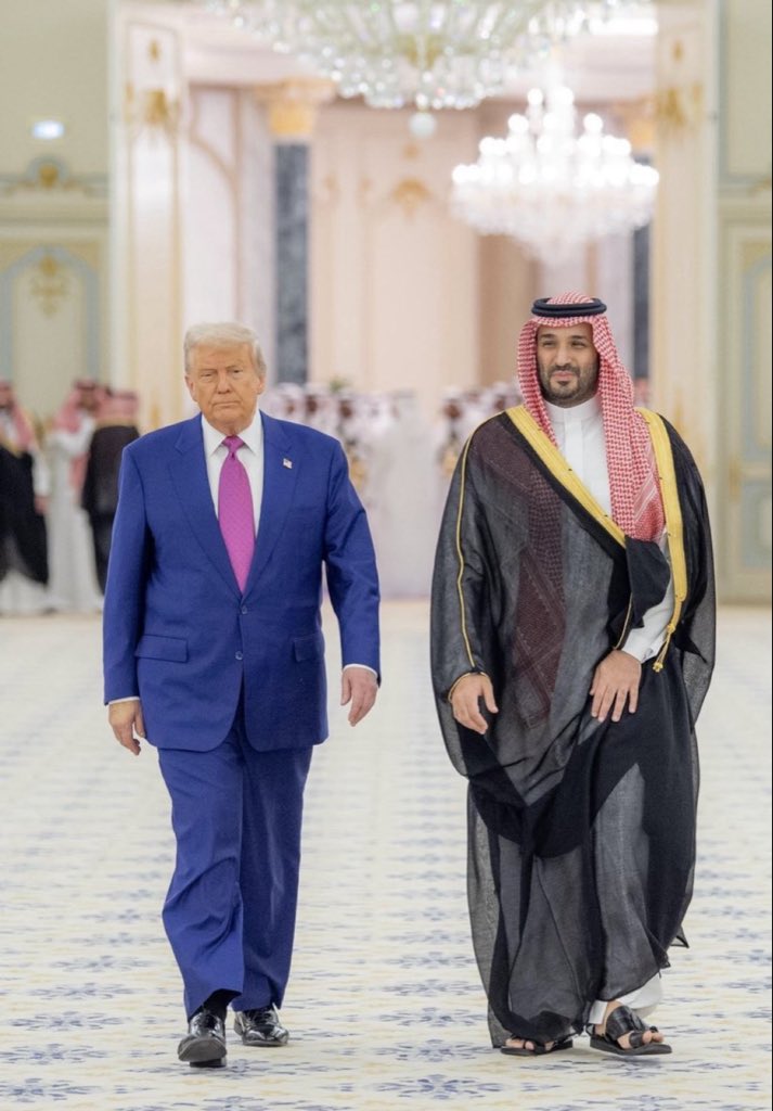 KIINGMBS's tweet photo. غادر ولي العهد  #زعيم_الشرق_الأوسط الرياض متوجها الى امريكا 

نسأل الله له التوفيق والسداد ونستودعه الله الذي لا تضيع ودائعه . https://t.co/ZuqiqBz5jD