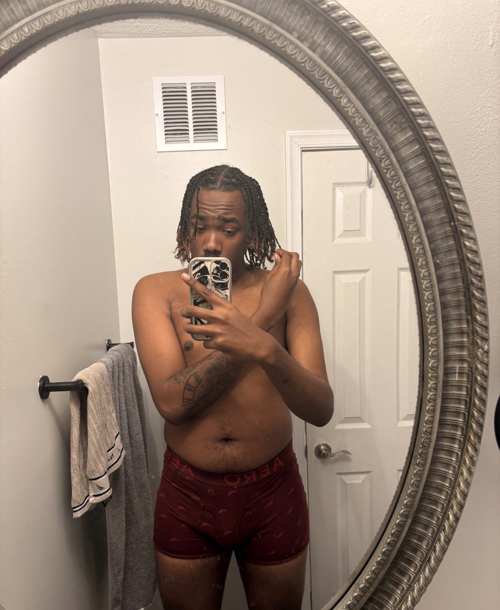 jayjay214x's tweet image. Just trynna keep posting😂🤔 

#foryoupage