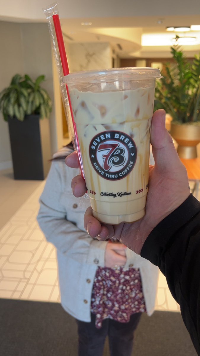 Wifey sent a text said she’s feeling tired. Said give me 10min. Dropped a nice ice latte off to her!