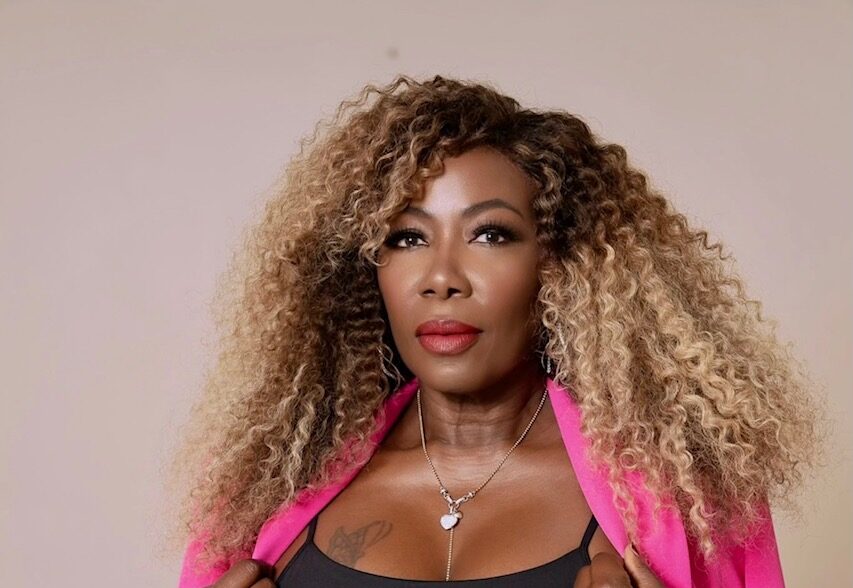 How Karen Mitchell Turned a Side Hustle Into an Eight-Figure Hair Empire @BlackEnterprise
blackenterprise.com/how-true-hair-… #BOSSBusiness
