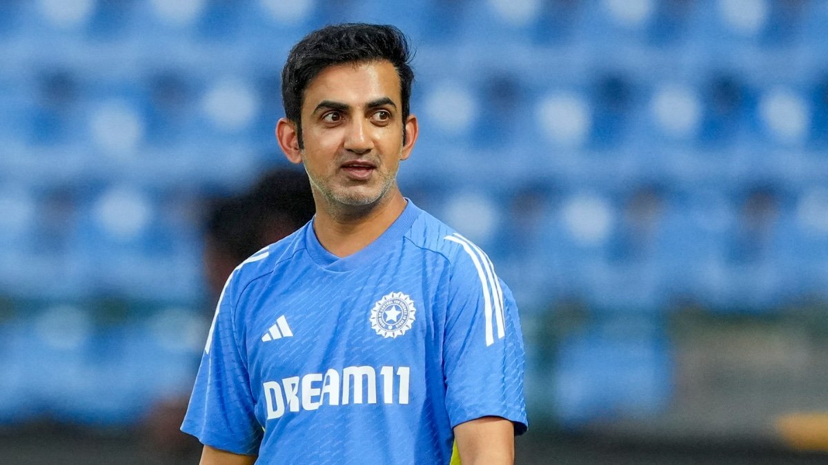 We love u <a href="/GautamGambhir/">Gautam Gambhir</a> ❣️😍 
No hate 
#GautamGambhir #SouthAfrica