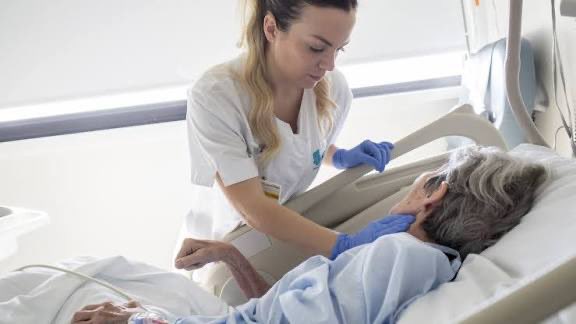 Para evitar el burnout en Cuidados Paliativos se necesita:

☑️Autocuidado profesional
☑️Apoyo del equipo
☑️Supervisión y formación continua
☑️Apoyo institucional
☑️Sentido del propósito