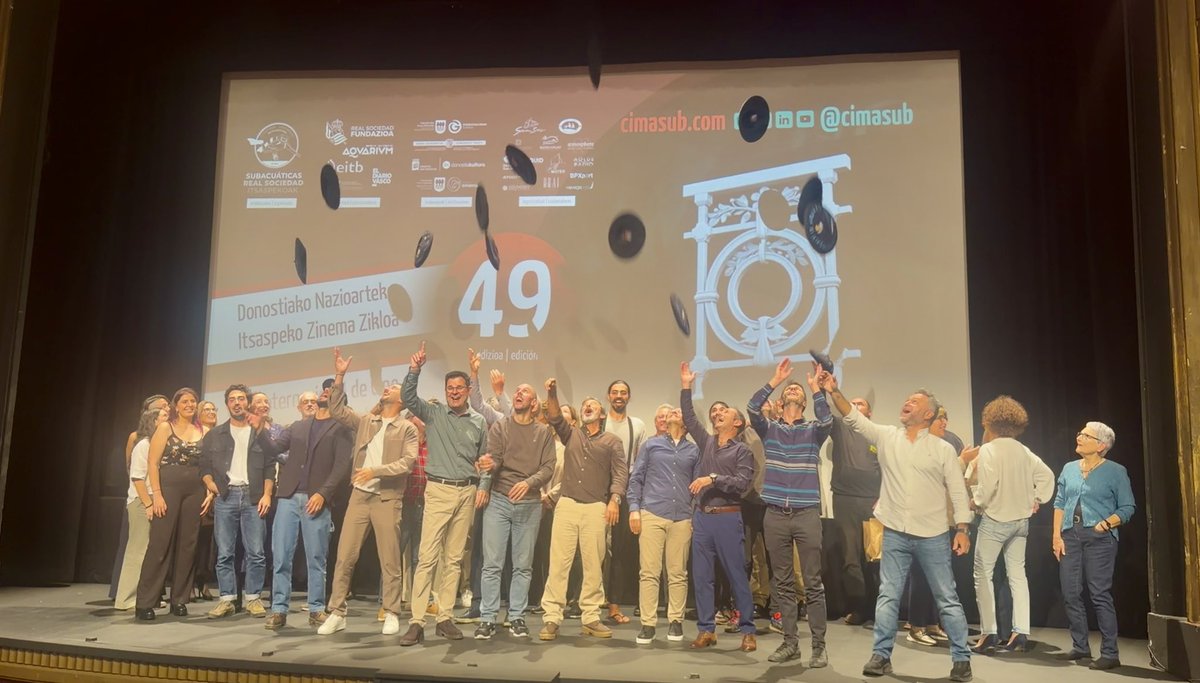 asensioji's tweet photo. El Ciclo Internacional de Cine Submarino #CIMASUB  llega al final de su 49ª edición com una edición  dedicada al océano y su cuidado.
Zorionak a tod@s l@s premiad@s, en especial al @MaterMuseoa, por el premio Francisco Pizarro, otorgado por su trayectoria en defensa de los mares. https://t.co/TzCg2sgOPn