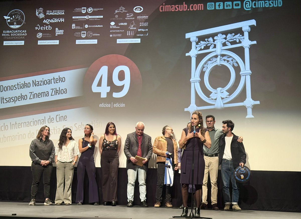 asensioji's tweet photo. El Ciclo Internacional de Cine Submarino #CIMASUB  llega al final de su 49ª edición com una edición  dedicada al océano y su cuidado.
Zorionak a tod@s l@s premiad@s, en especial al @MaterMuseoa, por el premio Francisco Pizarro, otorgado por su trayectoria en defensa de los mares. https://t.co/TzCg2sgOPn