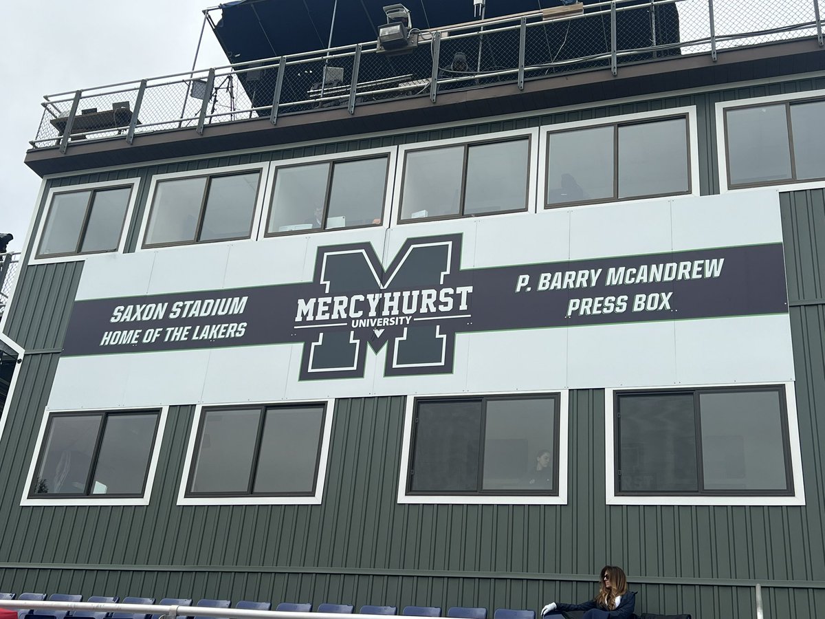 JosiahLeonard19's tweet photo. Had a great gameday visit @MercyhurstFB. They got the W. Thanks again @ElijahAltizer @rodenjustin @CoachStewart70 @tylerelrod10 @hembree_john @fcsdathletics @gmcsports https://t.co/IBBQgoRRHj