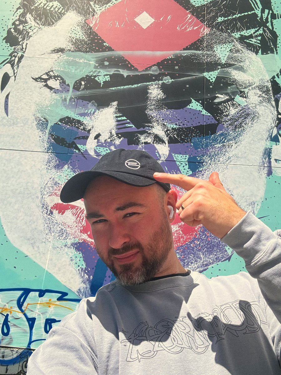 ENiGMADubz's tweet photo. Out to everyone whose caught a set of mine out here in New Zealand, you’ve all been amazing and I genuinely llllove this country ♥️

I’ve got a few days now to recoup so I’m heading to a very special person’s studio to cook up some bangers out here in NZ 👀

Australia up next! https://t.co/iluLdL4AVr