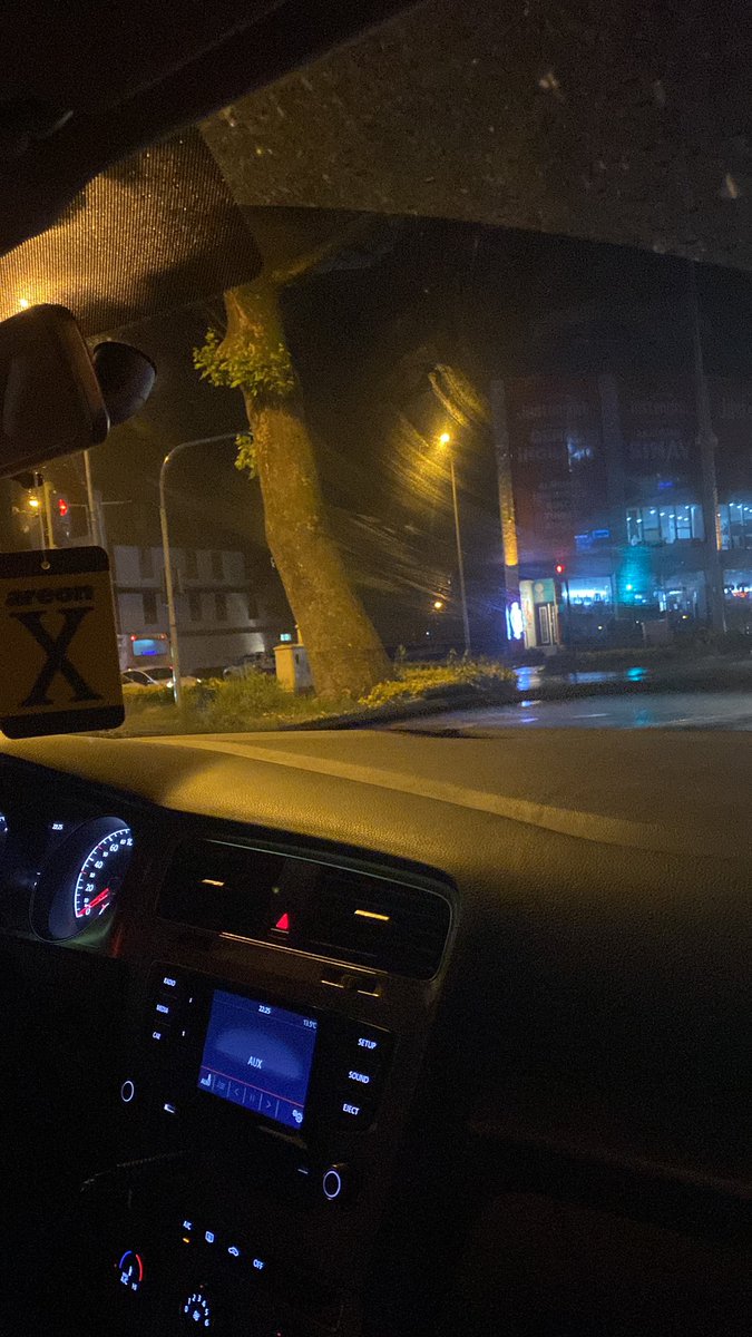 &lt;33 <a href="/larediangelo/">Laretta</a>