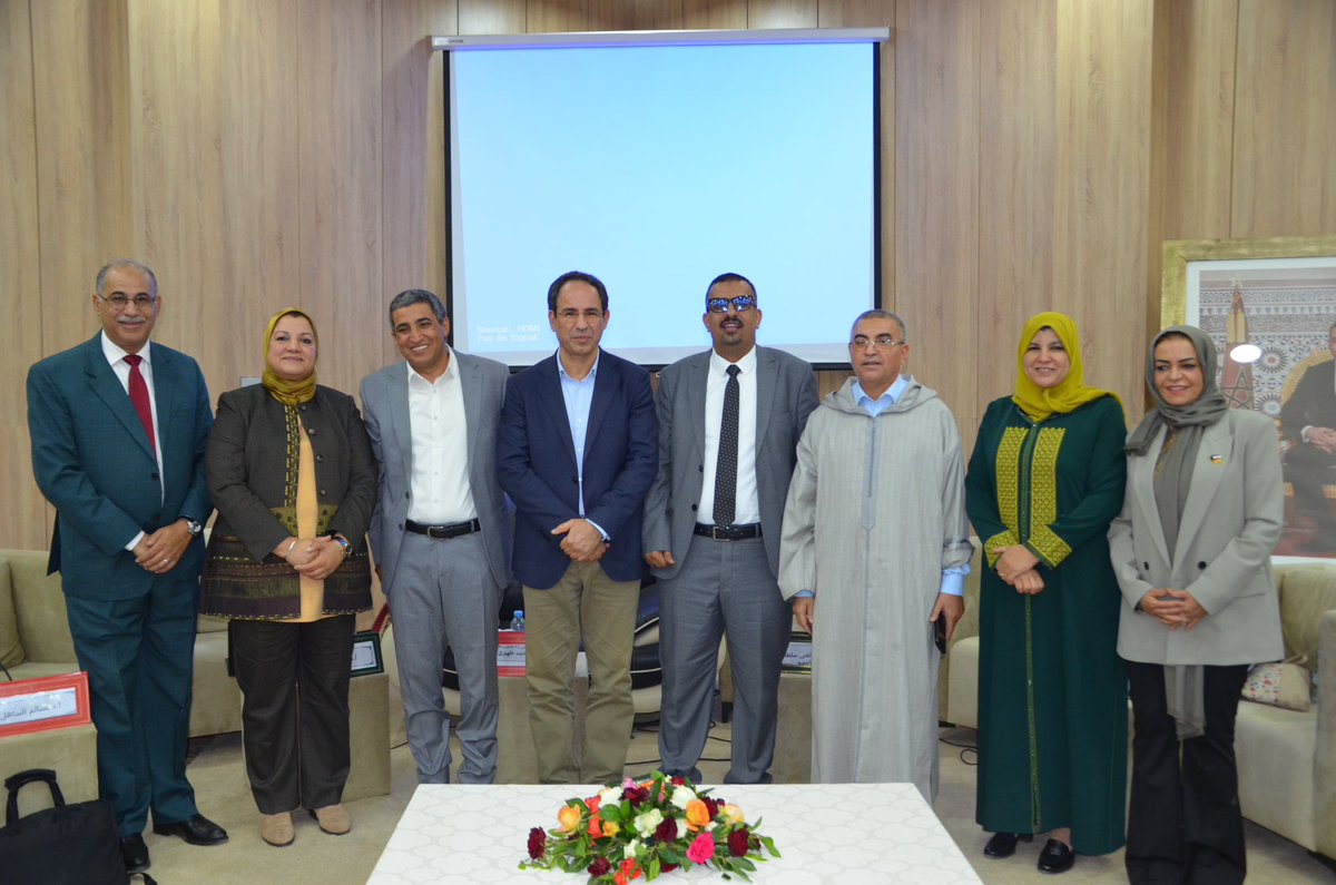 من أجواء المؤتمر الدولي في بني ملال…
قدمت ورقتي: "الضمانات الشرعية للتعدد الديني: قراءة في فقه السياسة الشرعية"
ضمن المؤتمر الدولي الحوار بين الأديان: نحو أخوّة إنسانية حلًّا للمشكلات المعاصرة
بكلية الآداب- جامعة السلطان مولاي سليمان.
شكرا للجنة المنظمة على الدعوة وحسن التنظيم