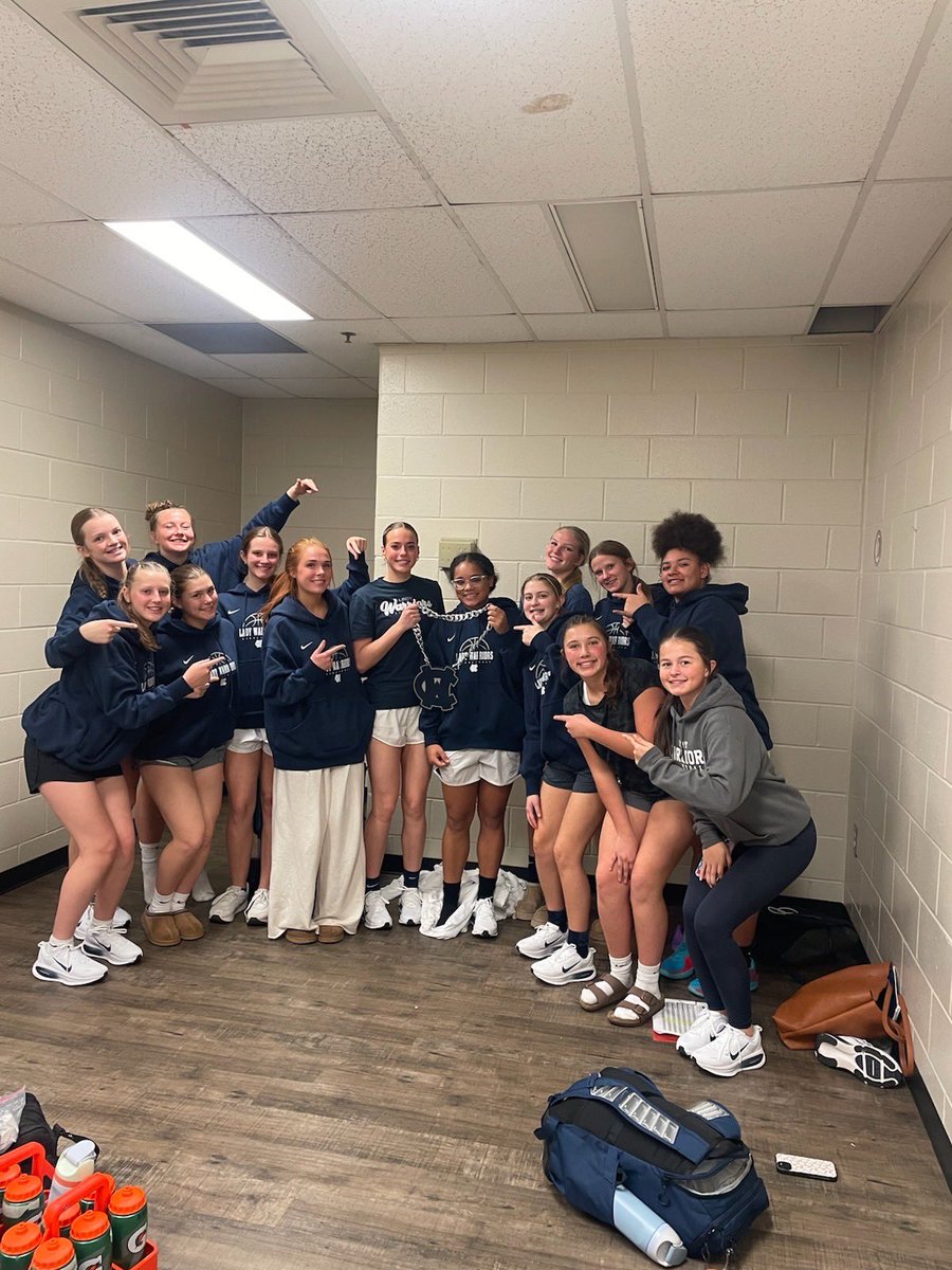 A lot of season left to go but a great start today! 

Anijah Moss 15 pts
Josselyn Burke 13 pts
Aslyn Burkett 12 pts
Matelyn Allison 9 pts
Zara Gosse 5 pts
Ansleigh Vandiver 4 pts
Naomi Nicely 3 pts
Ella Kate Shedd 2 pts
Bailey Collins 2 pts