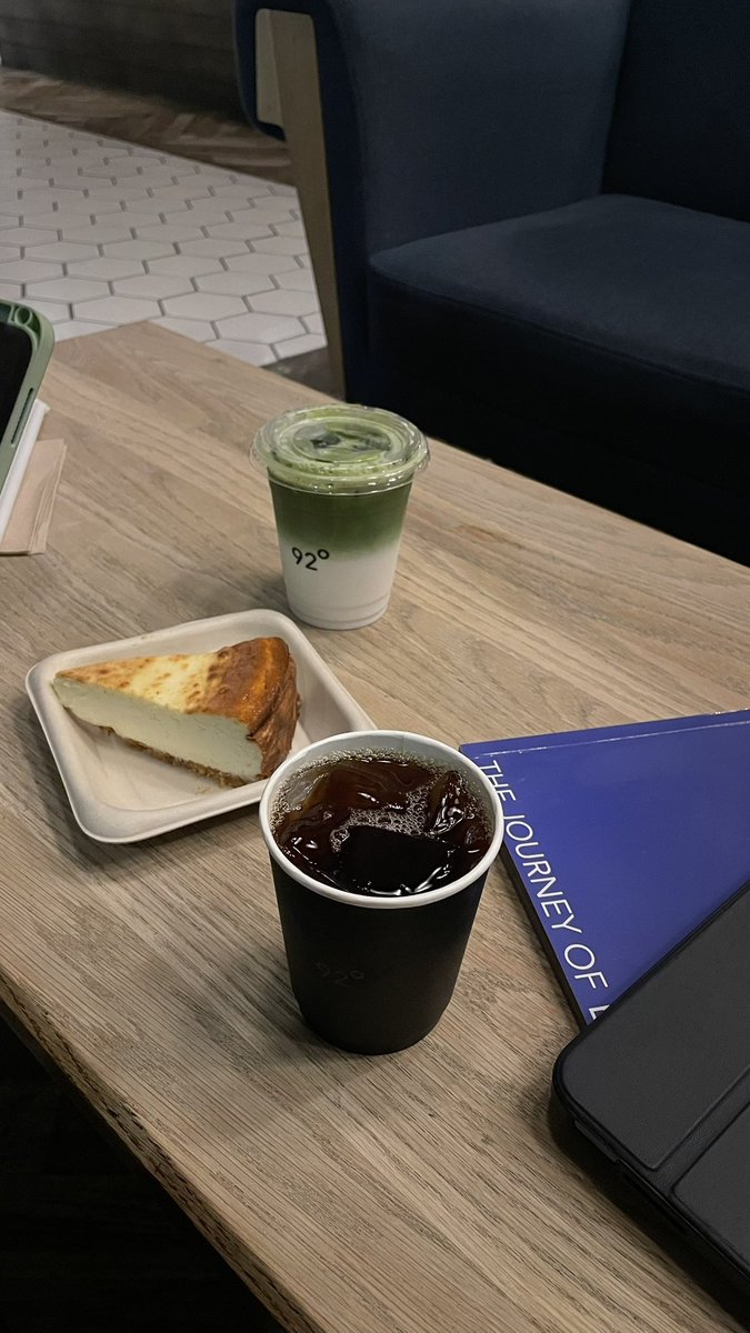 Blueone147_'s tweet image. 12:35