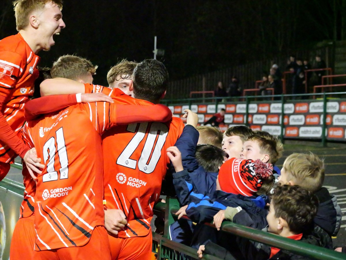 Current Reds 🤝 Future Reds

It was great to see 12 of our junior teams cheering us on this afternoon and even better that our last minute winner was celebrated together.

One club together - Up the Reds ❤️

📸 Martin Attewell