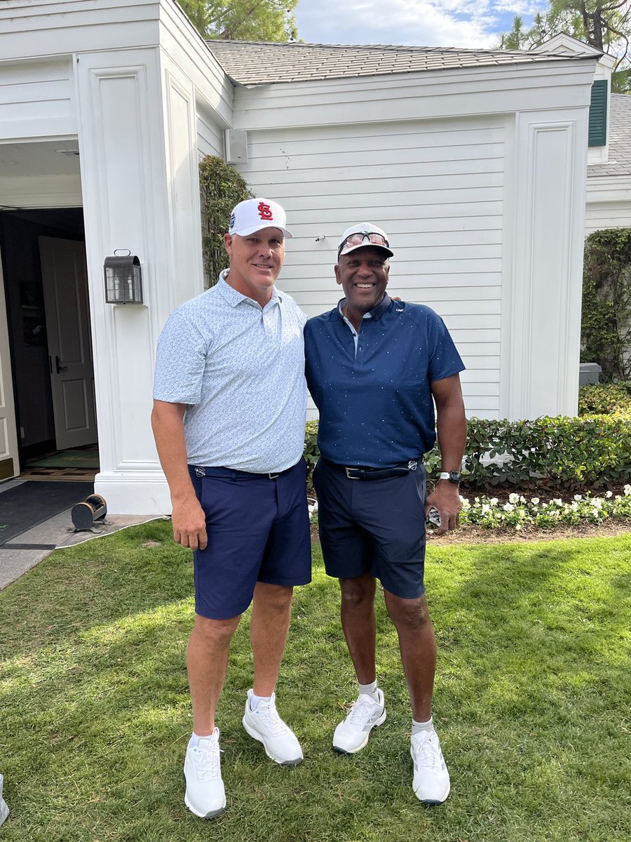 Enjoyed catching up <a href="/Padres/">San Diego Padres</a> teammate and <a href="/BlueJays/">Toronto Blue Jays</a> WS hero Joe Carter. Great <a href="/MLB/">MLB</a> player and even better person. Never a dull moment w Joe.
