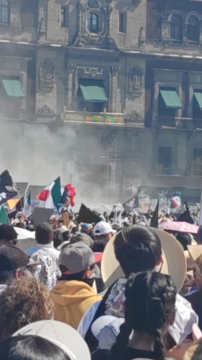 AliciaAlarcon's tweet image. Los bots (esos si) del narco gobierno están a tope. Más groseros y vulgares que nunca. 
Algo se hizo bien hoy, para tenerlos así de enojados. 
Morena va a caer. 
Y para ustedes, adiós al negocio de normalizar la violencia. 
#MorenaEsCrimenOrganizado #MarchaNacional…