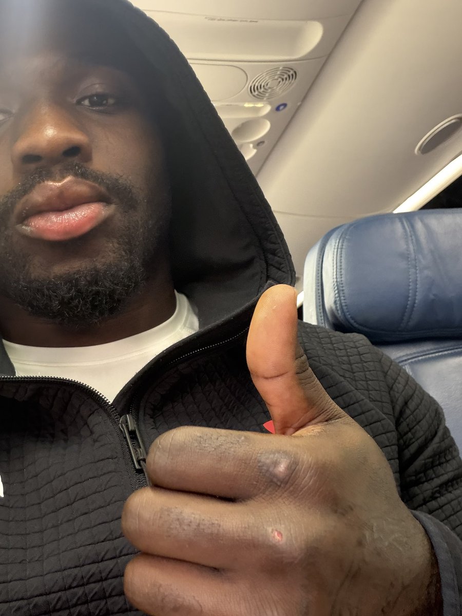 Just wanna let everyone know I’m doing well. On the team plane headed home with my guys. Thanks for all the love and support.

Gideon Ituka❤️🤘🏾#OnWisconsin