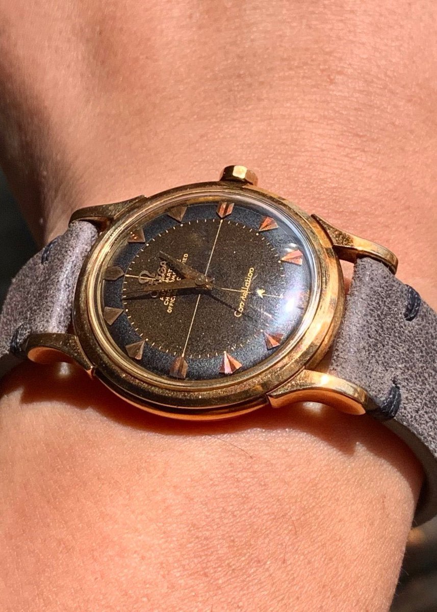 omegaforums's tweet photo. Vintage #Omega #Constellation 18K Gold #Chronometer with #Gilt Black Crosshair Dial and razor sharp case on strap circa 1950s by #Omegaforums member ATR
https://t.co/Hq4KtmSUGz https://t.co/THcHlw4u0p
