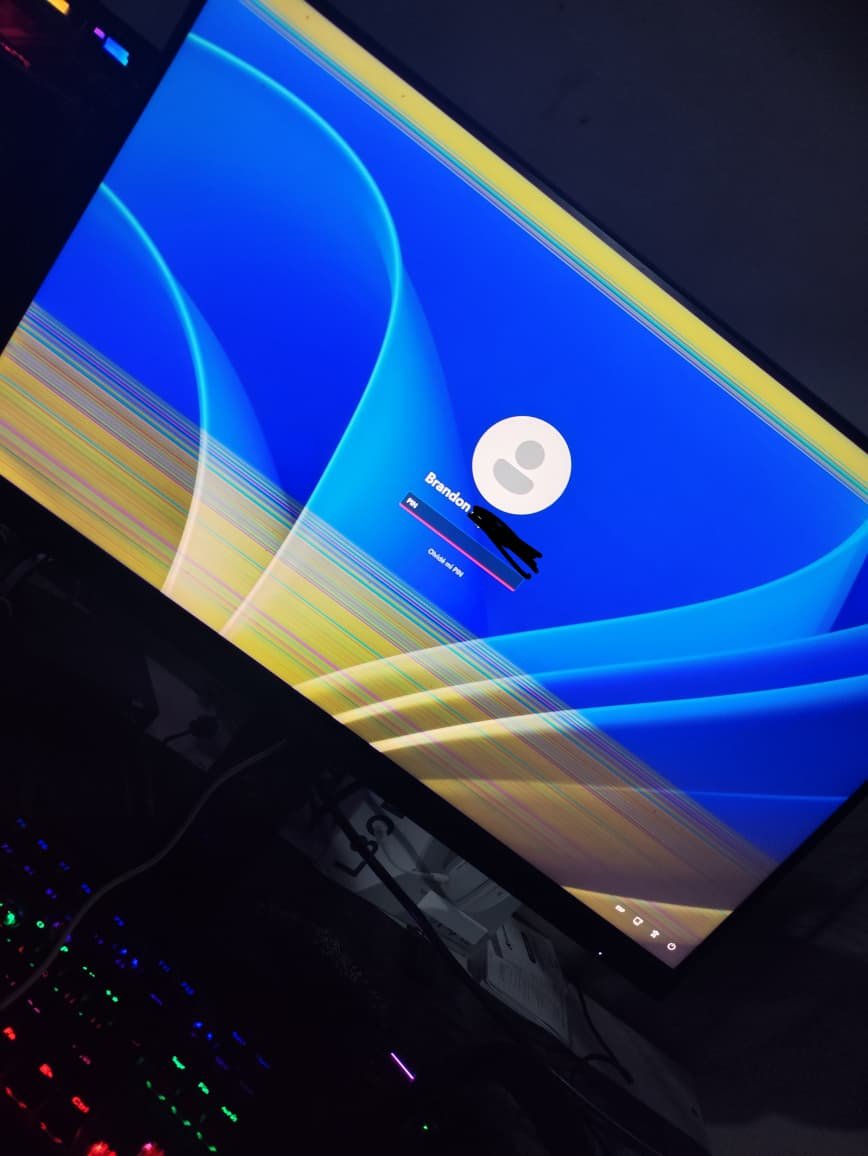 menos de 2 años de uso / less than 2 years of use  🤓
 <a href="/GIGABYTEUSA/">GIGABYTE USA</a> <a href="/AORUSLATAM/">AORUS LATAM</a>