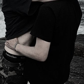 sheepbur_'s tweet photo. 💭when it came to sex, wilbur didnt really care about physical appearance. He was far more interested in the chaos you carry within. The way your eyes gleam when you're plotting something, the defiance in your voice when you're backed into a corner... thats what he truly liked. https://t.co/iQPg1m95Lo