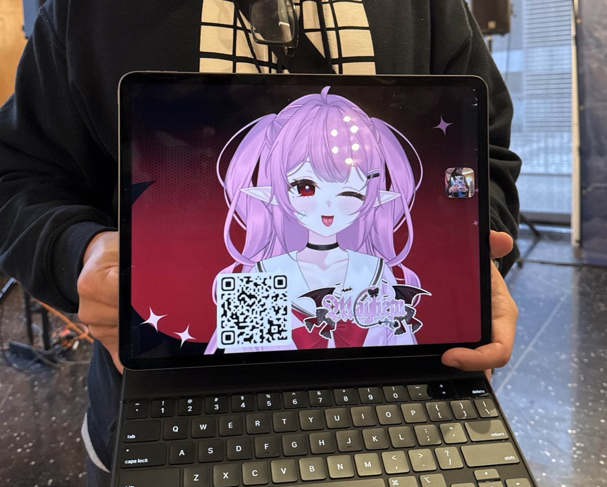just got done being an iPad baby!! 

thank you so much to <a href="/caaberkeley/">Cal Animage Alpha</a> staff for carrying me around, your arms are so big and strong 😩 I had such a wonderful time meeting everyone!!

next up, MEET &amp; GREET!! 🤍