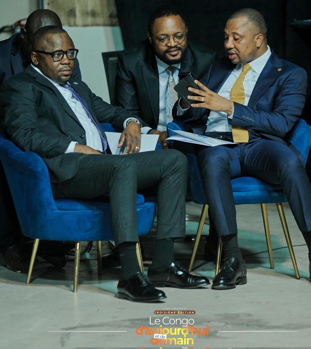 ChristosMuk's tweet image. Honorable @flory_mapamboli et Honorable @mandefu113 

Des aînés, des élus du peuple, des amis, mais aussi et surtout des cerveaux face auxquels je suis toujours admiratif.

La jeunesse congolaise Peut.
Elle DOIT!!!

Le Congo d'Aujourd'hui nous l’avons subi, mais celui de demain…