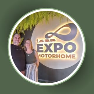 É um absurdo o que o <a href="/RatinhoJunior/">Ratinho Junior</a> <a href="/parana/">Paraná</a> corpo de bombeiros e polícia militar.
Fechar o maior evento de caravanismo da América Latina. 
Não fazer inspeção, participar da abertura e fechar no penúltimo dia por burocracia. 
É falta de respeito e responsabilidade.