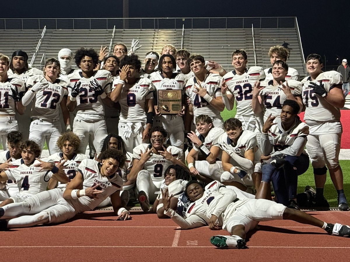 manmanJ10's tweet image. #blessed thankful for my bruddas another team win! #substate #nextup #rolltribe @Tribe_Football