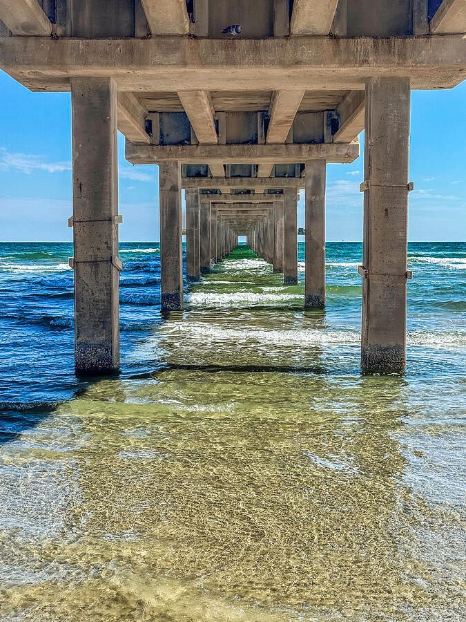 DebraMartz's tweet image. Underneath Horace Caldwell Pier @DebraMartz
This pier is located on the Port Aransas beach in Southern Texas along the Gulf of Mexico.

debra-martz.pixels.com/featured/under…

#pier #GulfOfMexico #HoraceCaldwell #PortAransas #Texas #coastal #beachy #photography #buyintoart #GiftIdeas