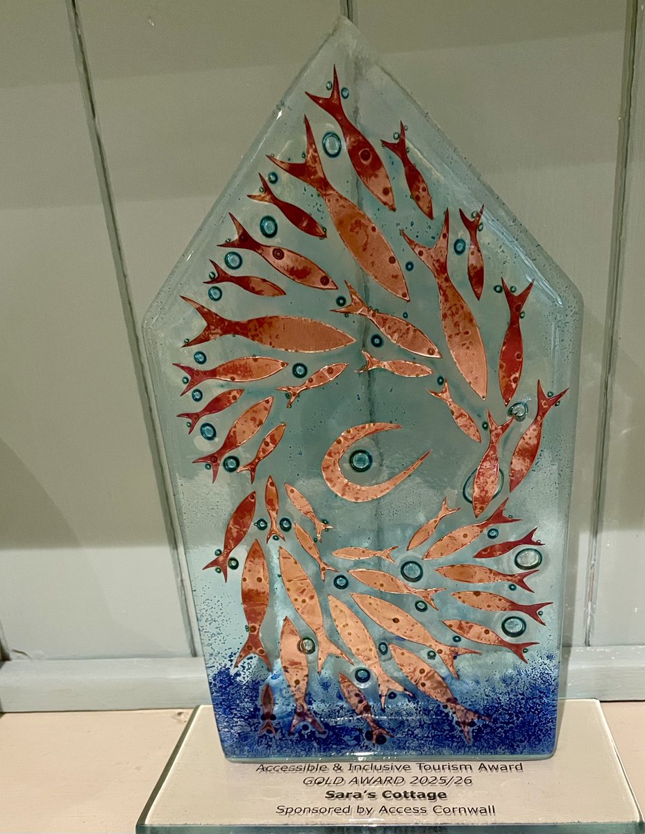 Sara's Cottage tweet media