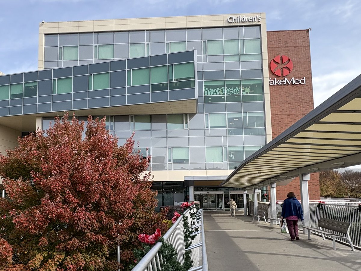 BigHalNunn's tweet image. BACK AT IT TODAY with these Amazing People taking care of DJ Jazzy Daph Punk in the NICU!! Great news happening today as she is 5.6lbs and still about half her food by bottle!  PRAISE GOD and the folks at #WakeMed Children’s Hospital Raleigh! (Where Mel mom worked) and I bet