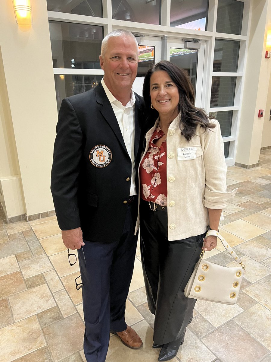 bobby_lamb's tweet photo. Great to have family at Mercer Hall of Fame ceremony! All credit due to our players, coaching staff, support staff and administration.#2013 #DayOnes #BDED @MercerFootball https://t.co/NxZpU6xtO2