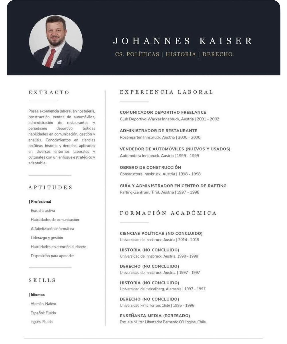 Cuando no necesitas ninguna preparación en economía , derecho  u otra disciplina universitaria para liderar a un país y ser la máxima autoridad .. q espanto