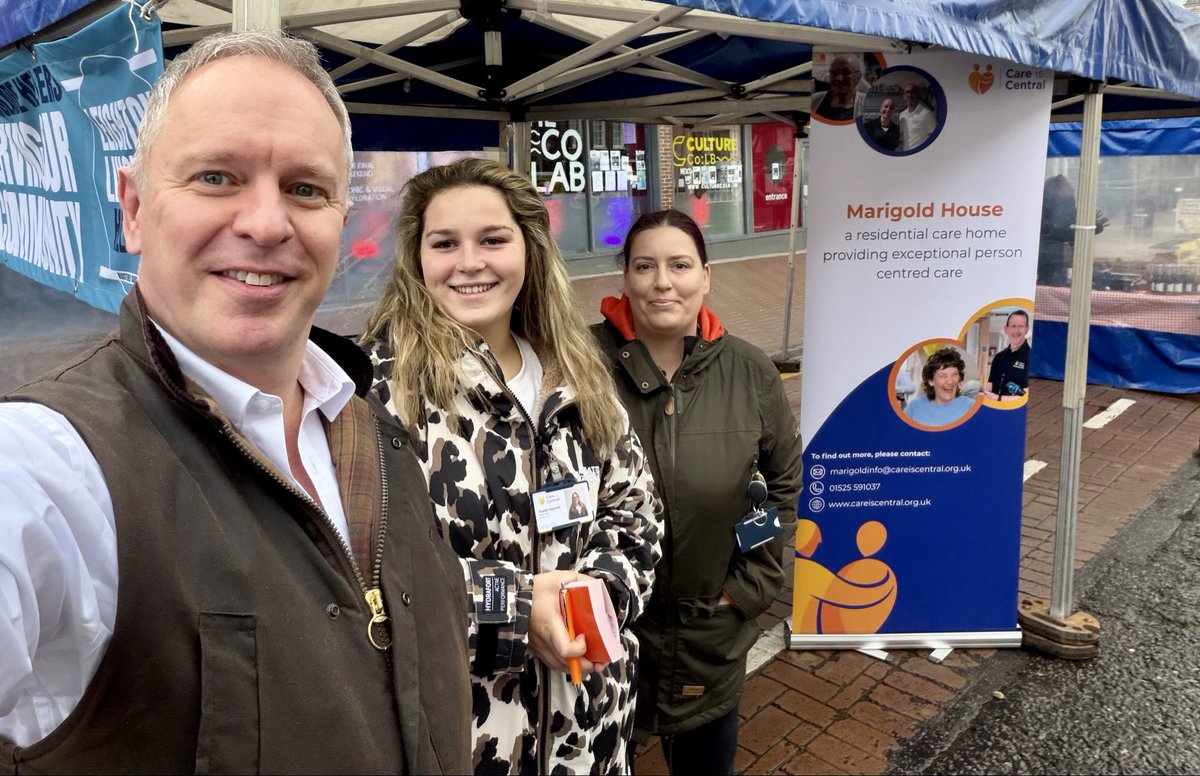 MarkVersallion's tweet image. Happy to support and donate to Leighton-Linslade Helpers at this morning’s fund-raising stall at LBMarket.  Care home staff at Marigold House are raising money and raising awareness of this great new council care home, which also has multipurpose space for community hire!