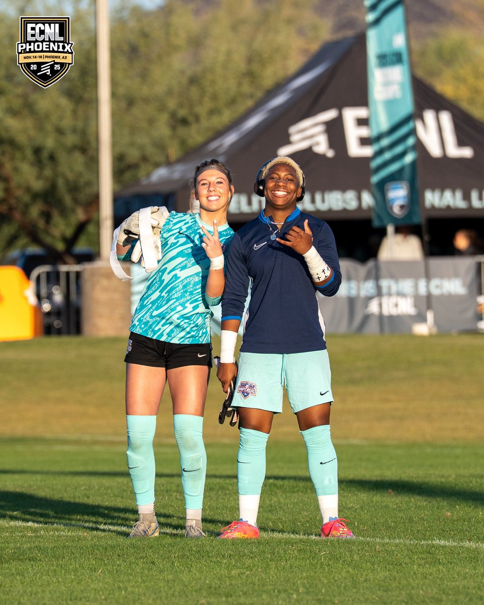 ECNLgirls's tweet image. 𝘼𝙧𝙧𝙞𝙫𝙖𝙡𝙨: Back for more. Day 2 heat loading. ☀️#ECNLPHX