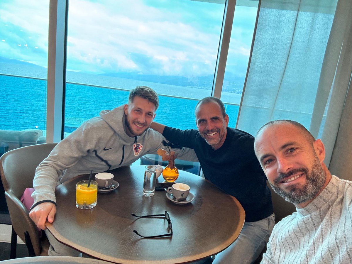 AustinDavid22's tweet image. Over this past week, @OrlandoCitySC Head Coach Oscar Pareja and assistant coach Martín Perelman have been traveling around Europe to visit partner Club @afcbournemouth as well as forward Marco Pašalić in Croatia for his World Cup qualifying match.