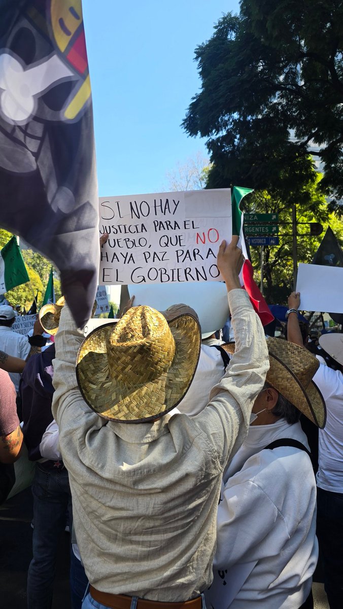 sansamew's tweet photo. #marchageneracionz https://t.co/n6iBn0lzTW