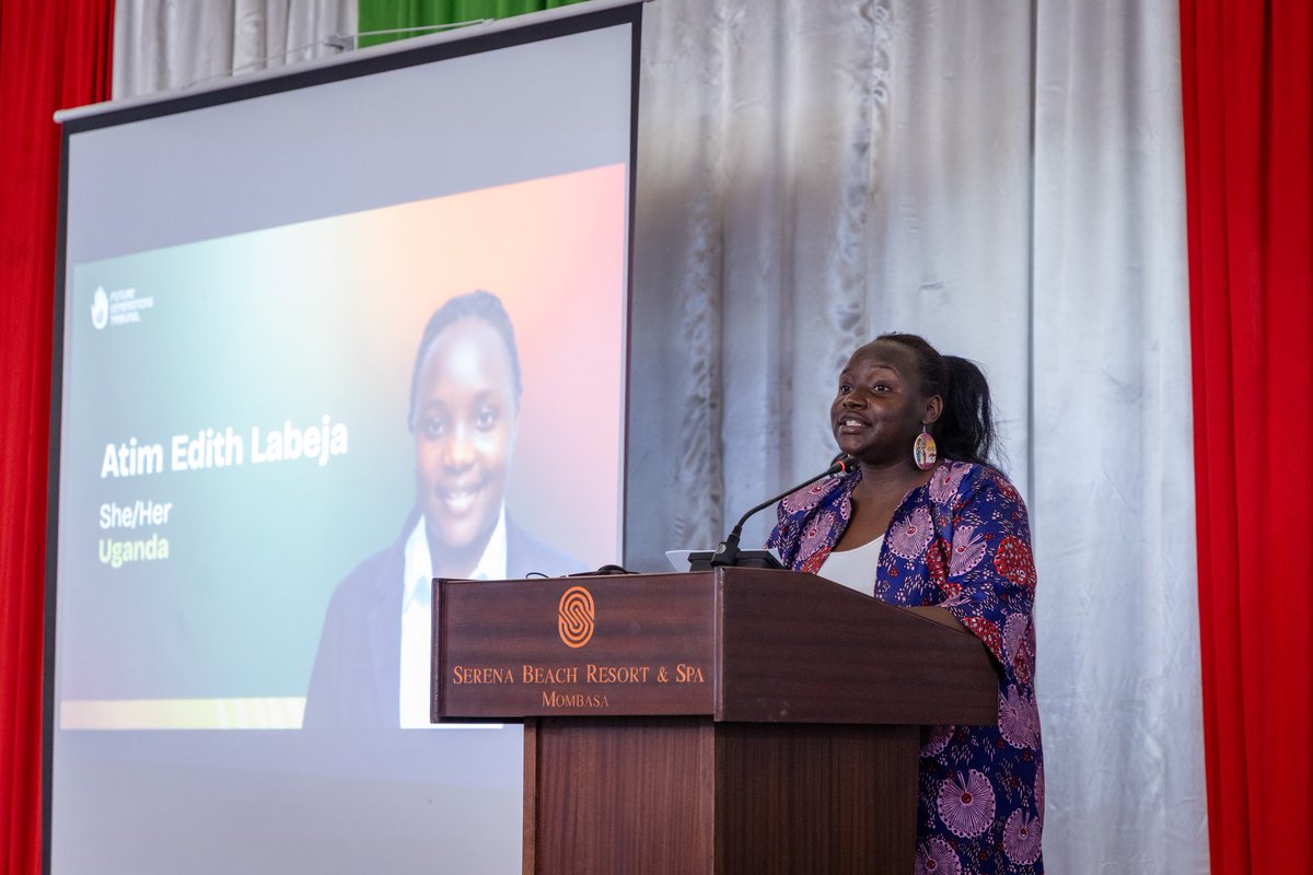 Edith the Poet🦋 tweet media