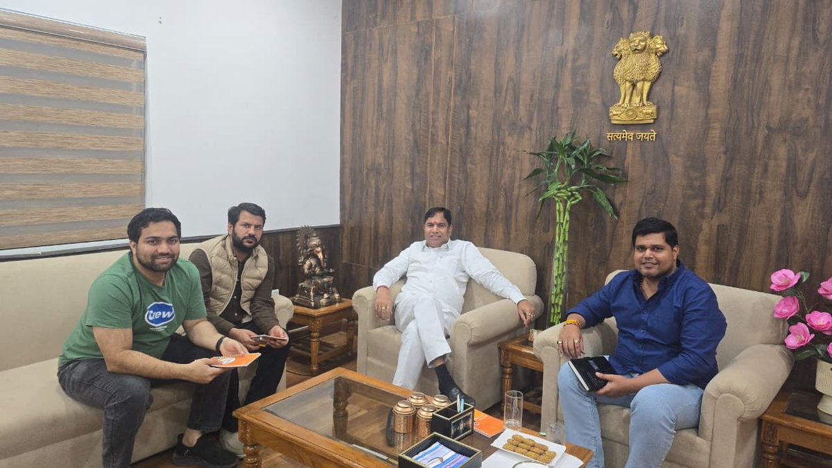 SagarTyagiBJP's tweet image. सरदार वल्लभभाई भाई पटेल जी की 150वीं जयंती के उपलक्ष्य में बैठक रखी गयी! 

जिसमें सांसद श्री @yogenderchando1 जी उपस्थित हुए!

#SardarVallabhbhaiPatel #UnityRun